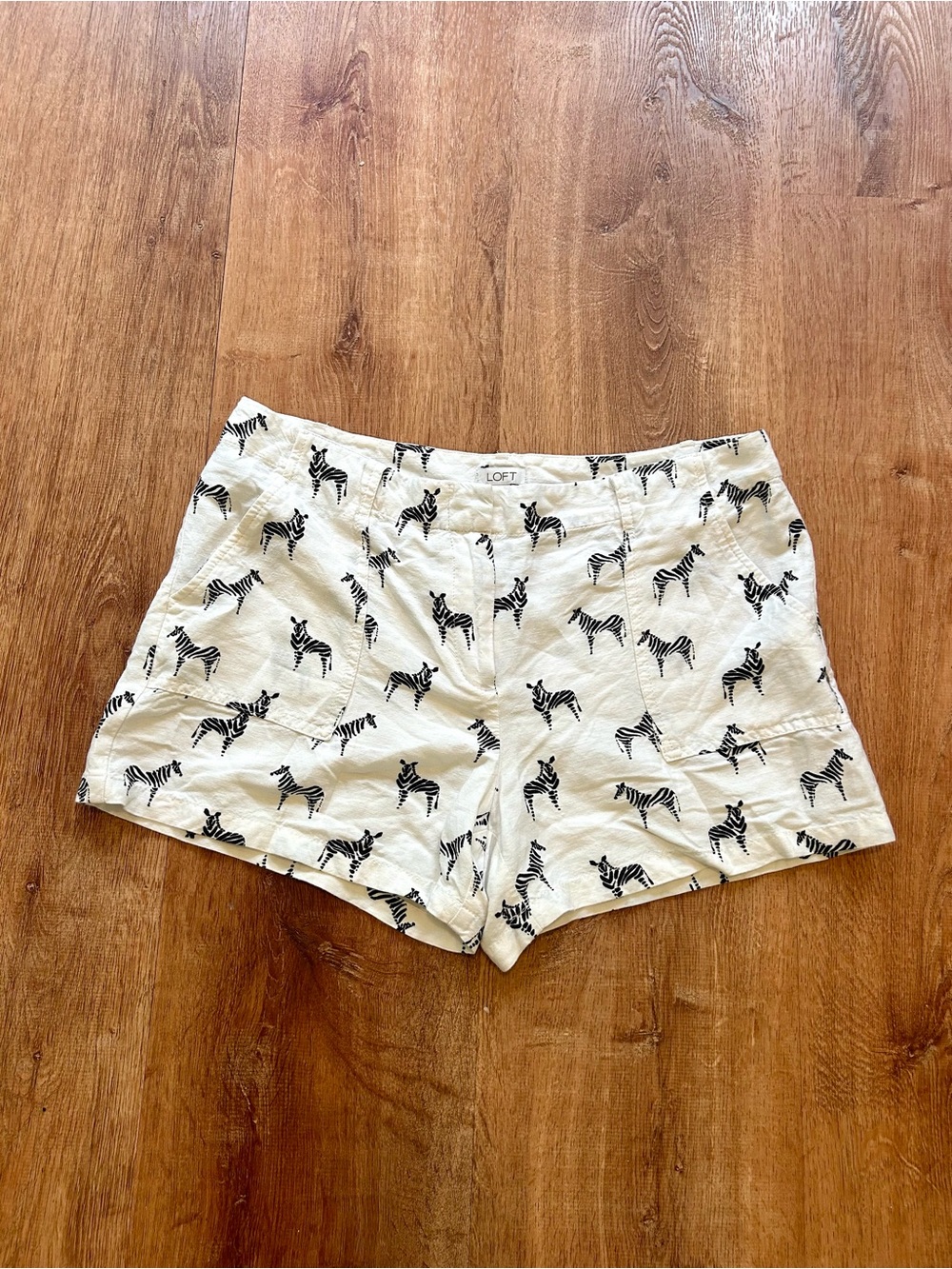 LOFT Linen White Zebra Print Mid Rise Shorts